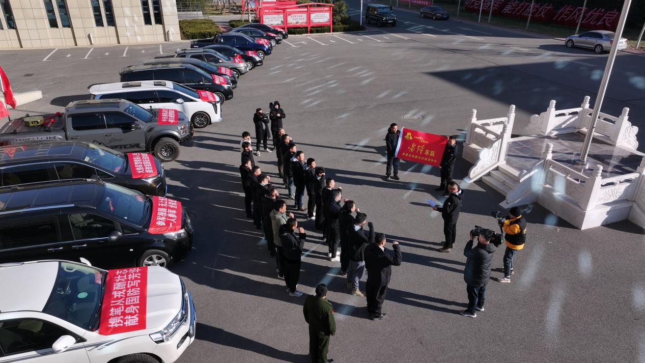 河北青县:雷锋精神燃征兵热潮 共铸国防钢铁长城