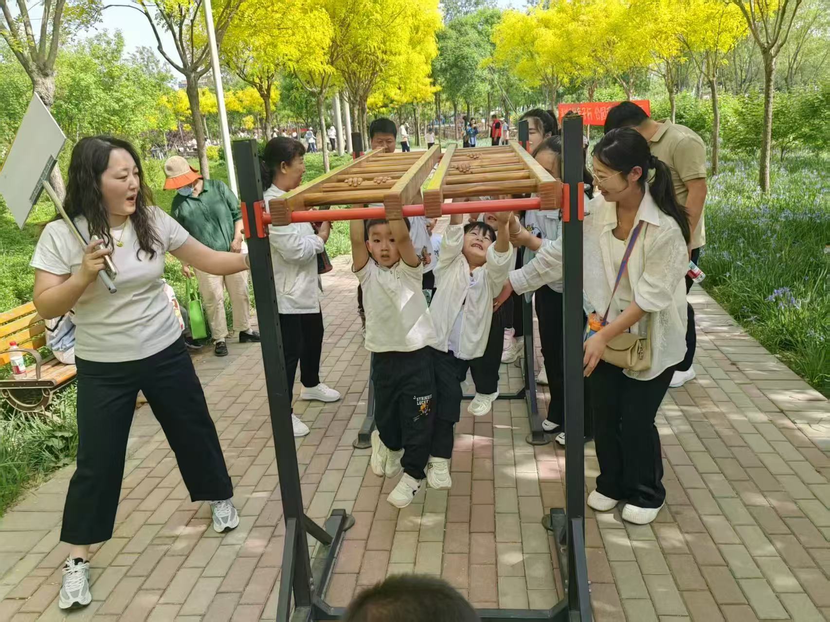 保定市满城区：亲子共逐绿径 成长浸润自然_fororder_户外体育竞技活动现场 摄影 梁月