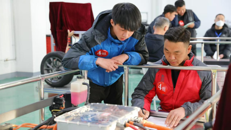 河北盐山：“以赛促学”提升职业技能_fororder_图片 3