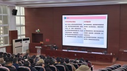 开学之前强培训 精准服务护平安——莲池区市场监管局靠前服务筑牢校园食品安全防线