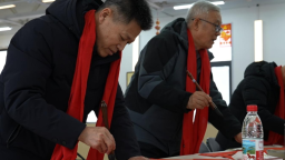 沧州市新华区：挥毫泼墨迎新春 同心送福暖民心