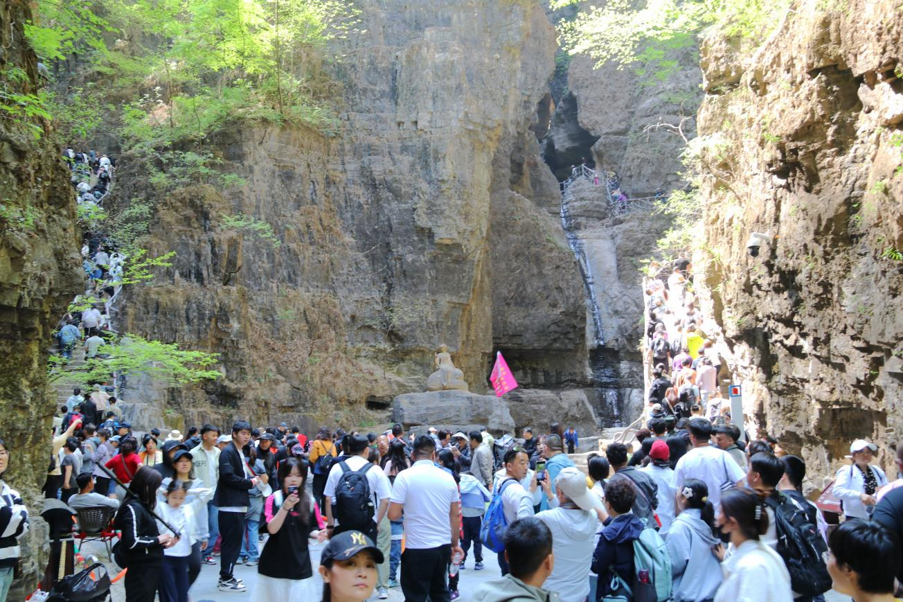 河北涞水：野三坡景区“五一”假期接待游客30.86万人次创历史新高_fororder_图片4