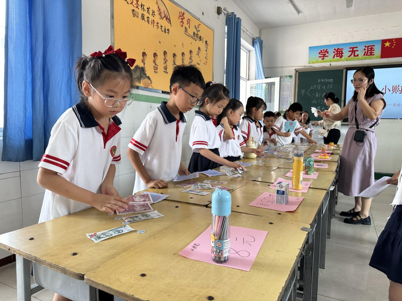 河北东光：童心无“纸”境 精彩趣无“笔”_fororder_图片2