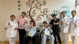 从“头”开始续写新篇 唐县人民医院康复医学科开展爱心理发活动