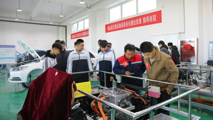 河北盐山：“以赛促学”提升职业技能_fororder_图片 2
