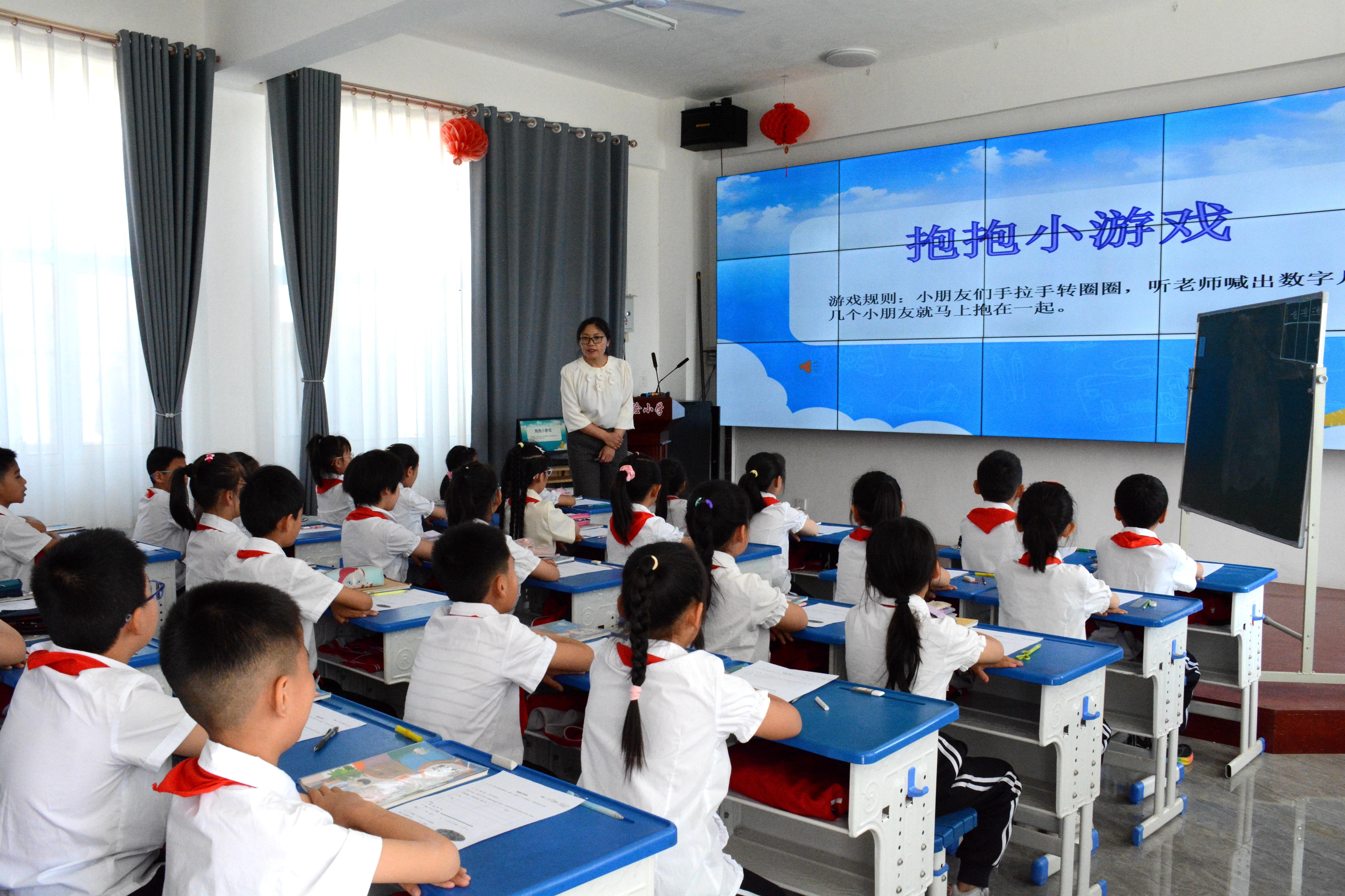 河北献县：校际协作助力教育质量提升_fororder_3