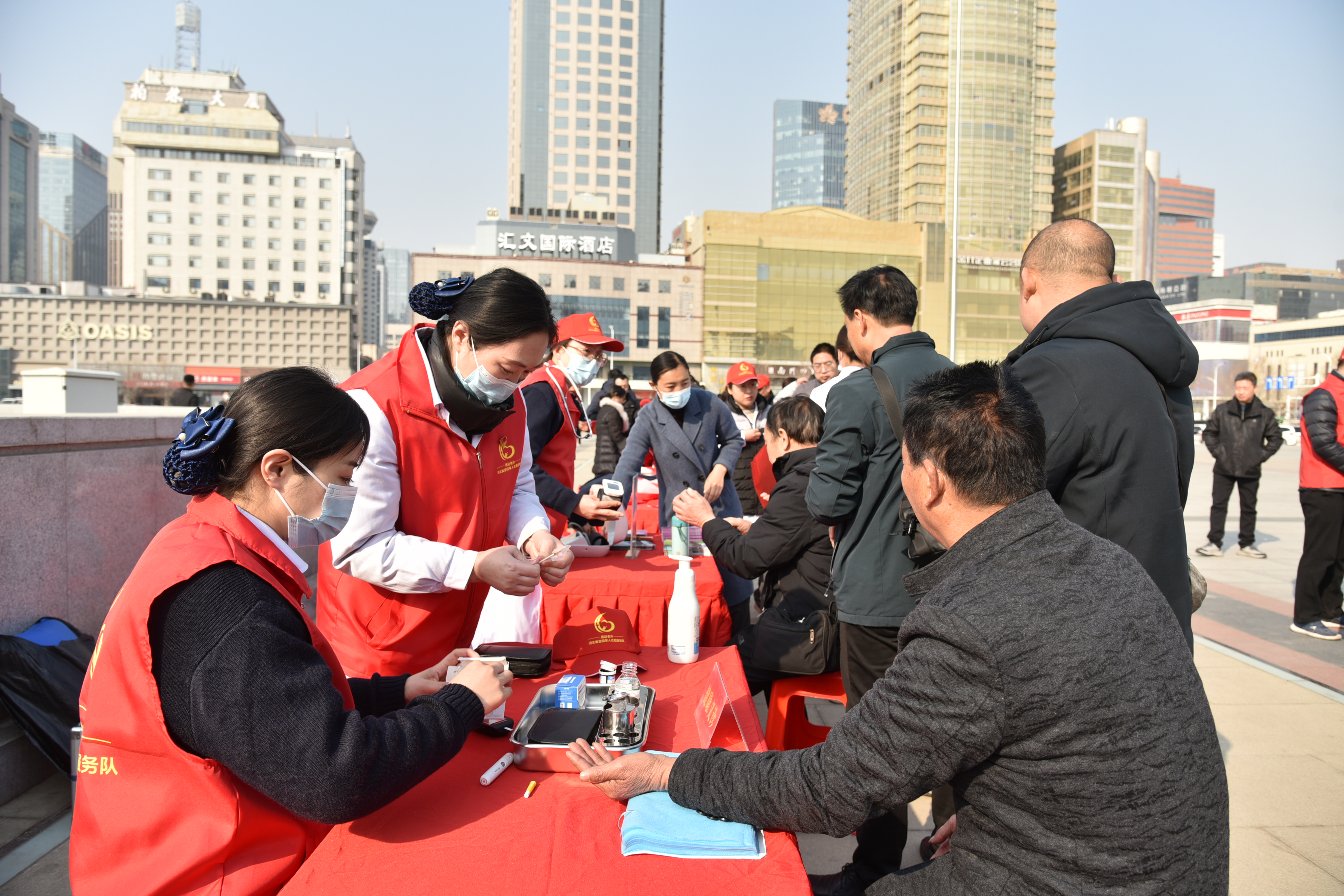 河北省2025年退役军人“志愿服务主题月”活动启动_fororder_aaa65933e9f6ef3bb41de81a5b35d62