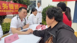 保定市满城区：党旗引领惠民生 健康同行促发展