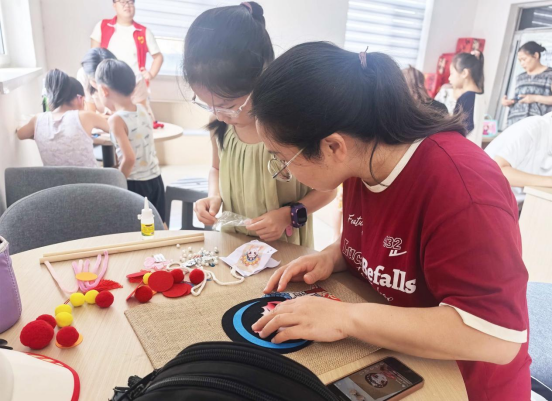 河北高阳：图书馆里“趣时光”让暑期绚烂多彩_fororder_河北高阳248