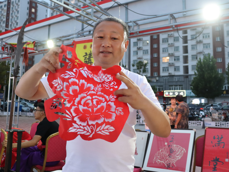 河北献县：“吃货季”专场绘就振兴图景_fororder_图片2