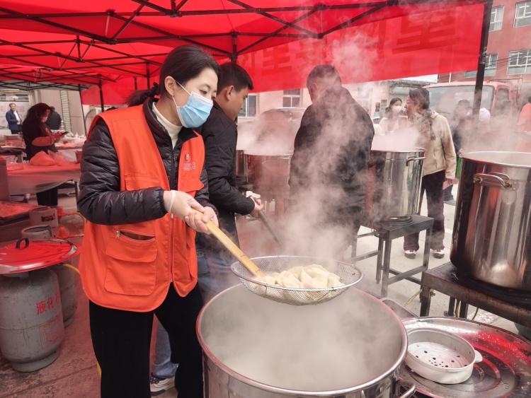 高碑店重阳敬老活动丰富多彩_fororder_微信图片_20251029105503_1278_126