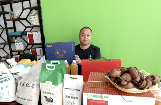 河北肃宁：富硒黑小麦“酿”出集体经济新活力_fororder_河北肃宁：富硒黑小麦“酿”出集体经济新活力(1)580