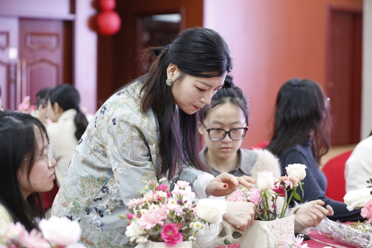 图片默认标题_fororder_花艺师悉心指导 摄影 田素然