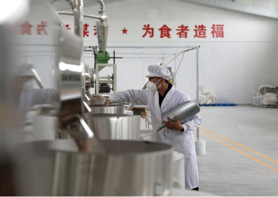 古法新磨出好粉 河北肃宁益源合作社让“黑色金矿”变身健康美味_fororder_古法新磨出好粉 河北肃宁益源合作社让“黑色金矿”变身健康美味464