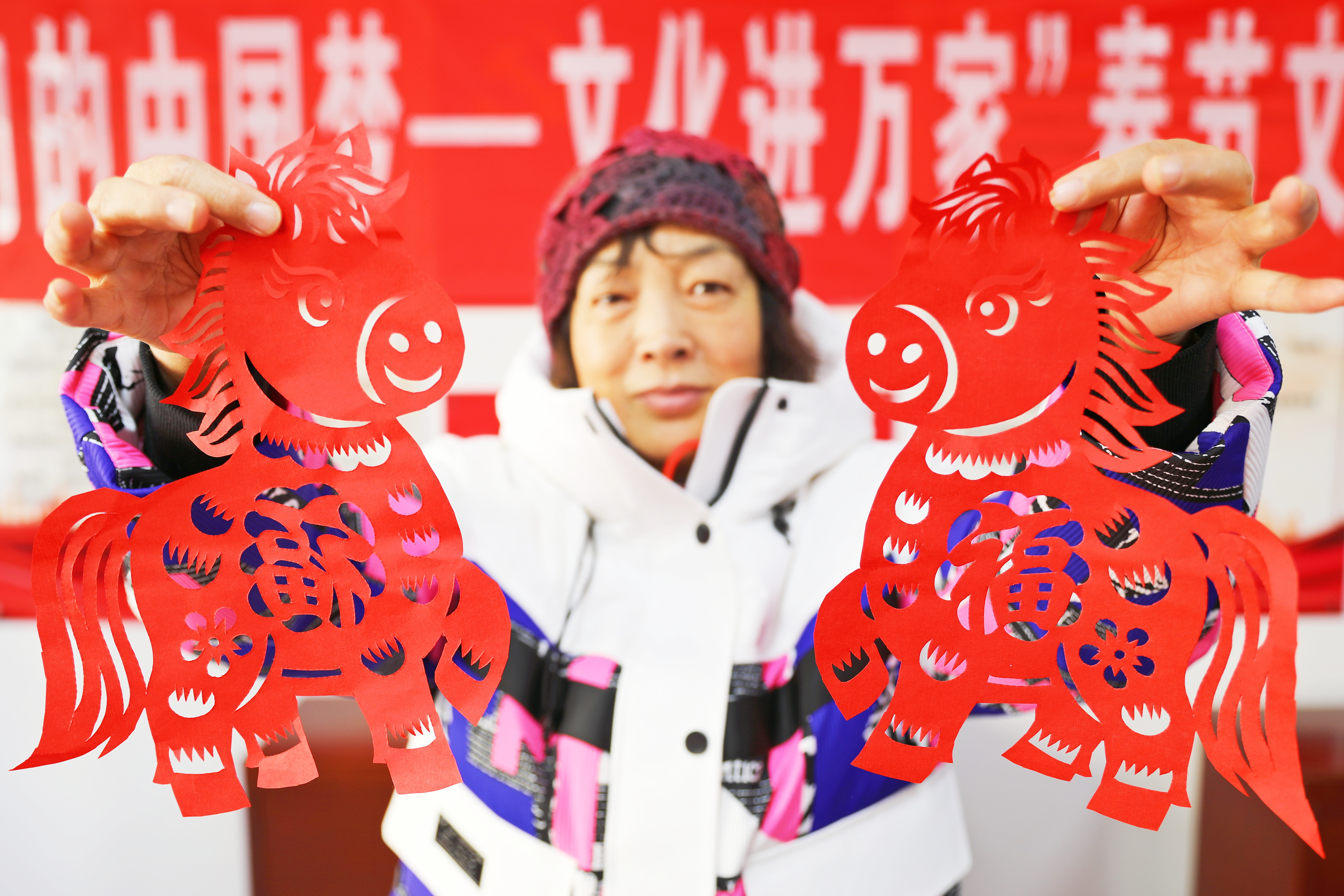 河北张家口：马年新春 “马上有福”_fororder_b9ac7381ecbc86a401e5edcbcabc9bfd