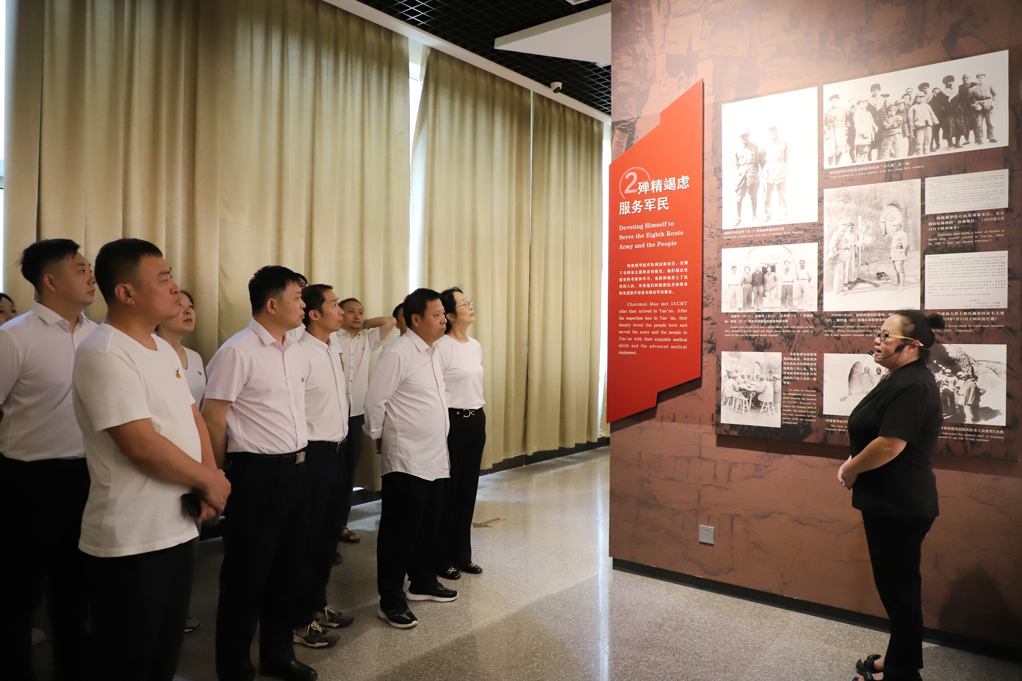 保定市满城区：追寻英雄足迹 践行医者仁心_fororder_讲解员悉心讲解 摄影 师怡凡