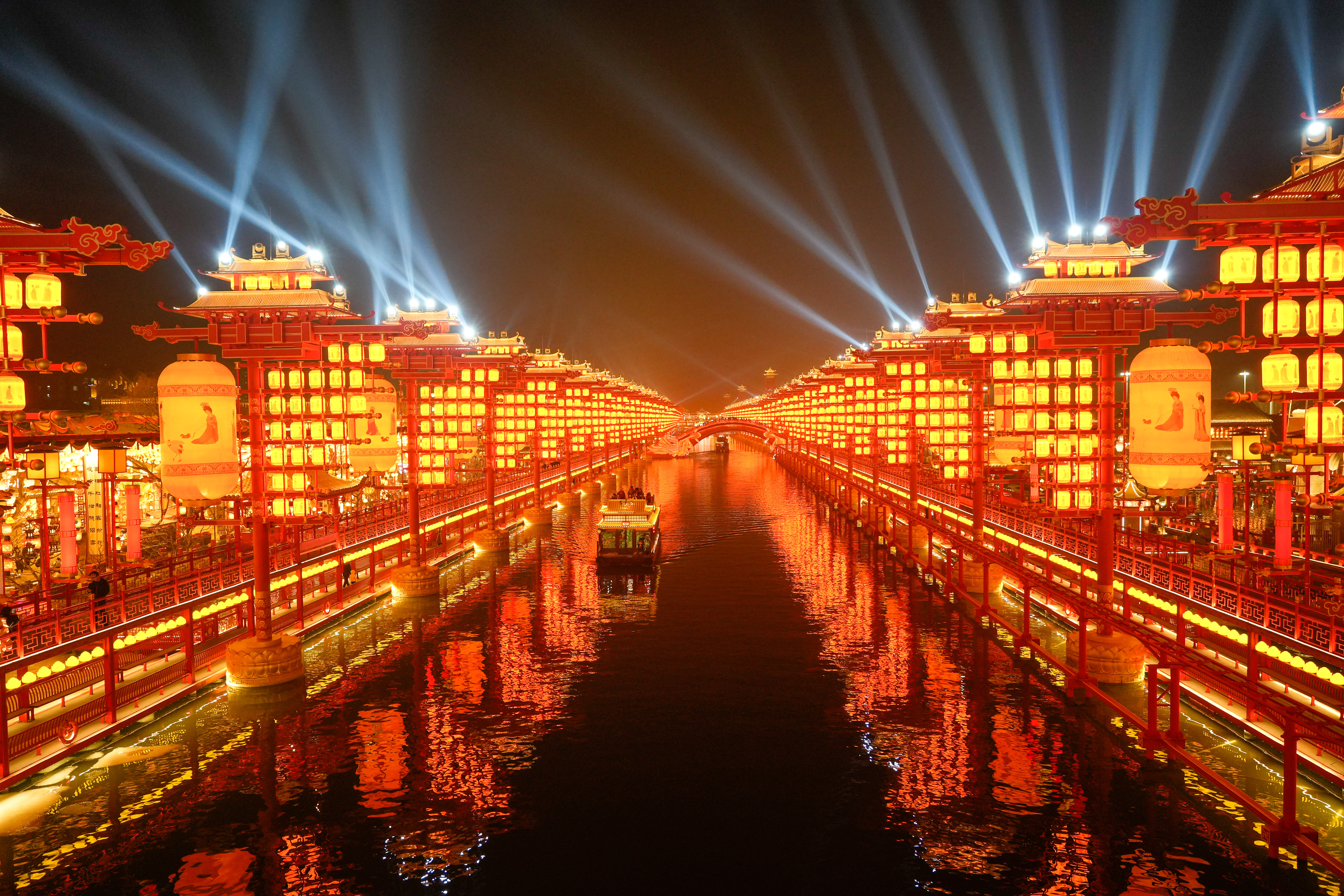 百戏千灯贺岁 非遗好物出圈  2026冬游河北过大年活动在唐山启幕_fororder_微信图片_20260205083248_18_234