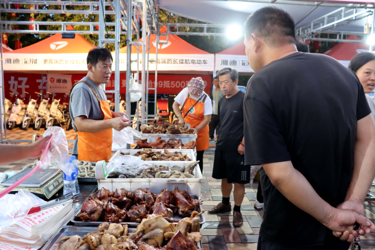 河北献县：“吃货季”专场绘就振兴图景_fororder_图片4