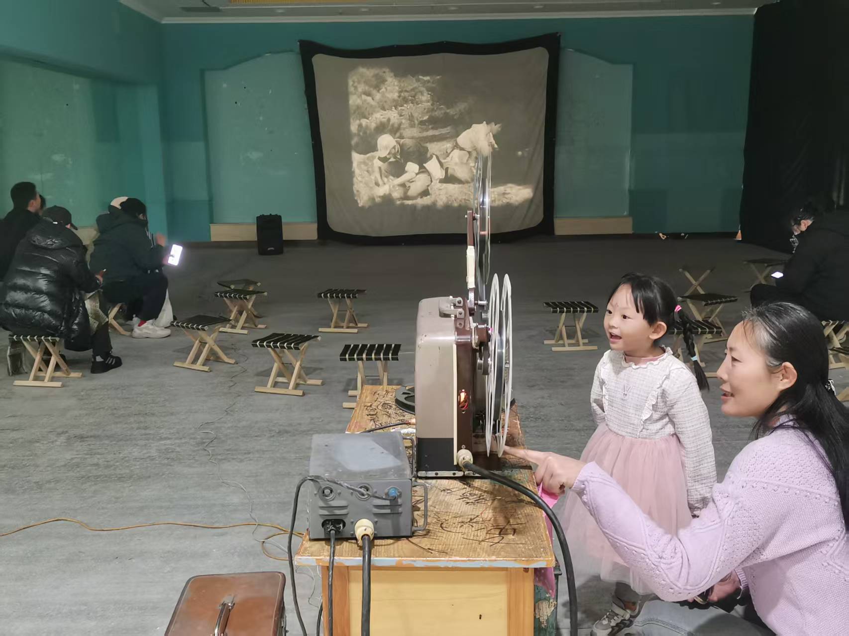 冰雪耀双滦 暖冬享民俗2025双滦区冬季旅游嘉年华正式启幕_fororder_活动现场3