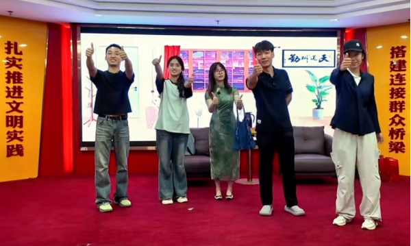 保定徐水：暑期实践大学生成功创作移风易俗主题小品_fororder_保定徐水：暑期实践大学生成功创作移风易俗主题小品25