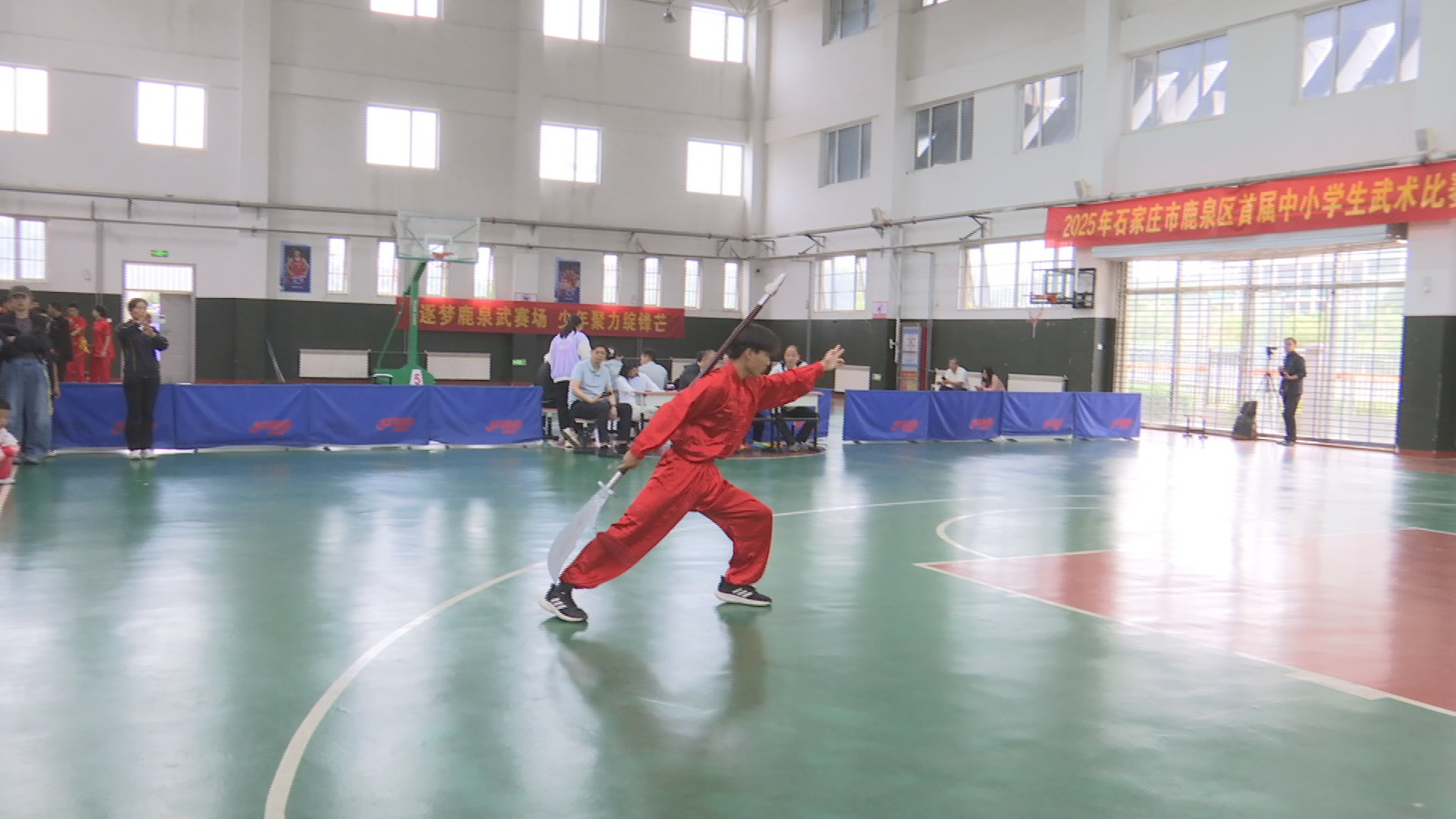 石家庄市鹿泉区首届中小学生武术比赛开赛_fororder_图片2