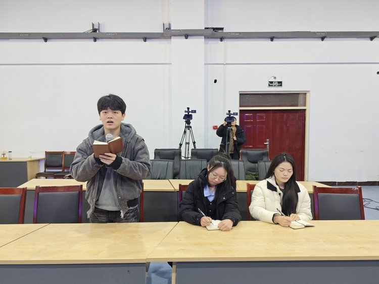 保定市满城区召开“攻坚新颜值 决胜‘十四五’”2025年“两会”新闻发布会