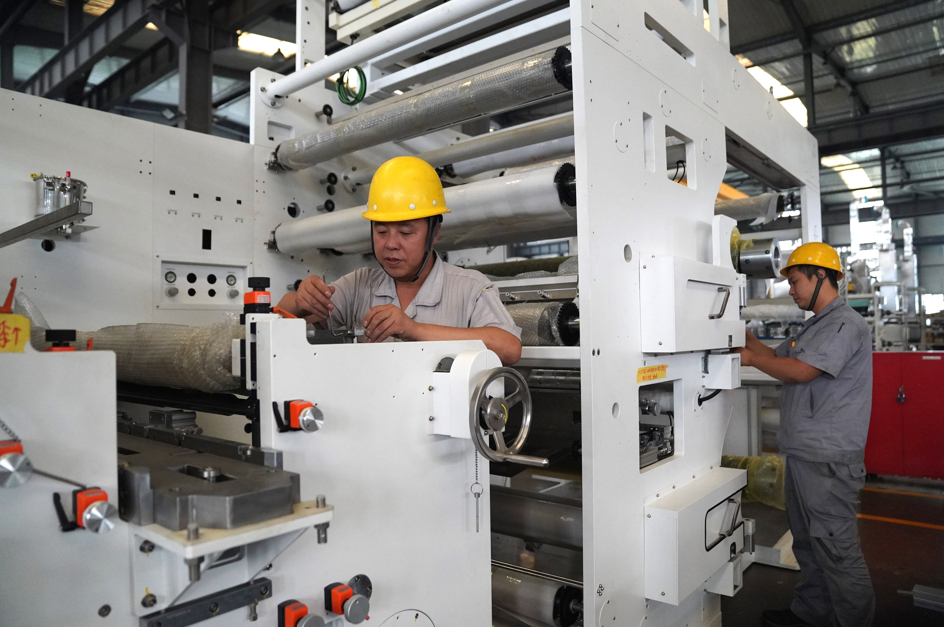 河北邢台经济开发区：“专精特新”企业赶订单忙生产