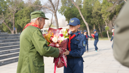 沧州市新华区：清明祭英烈 童心铸国防