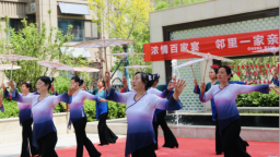 河北肃宁：百户居民同吃一锅饭