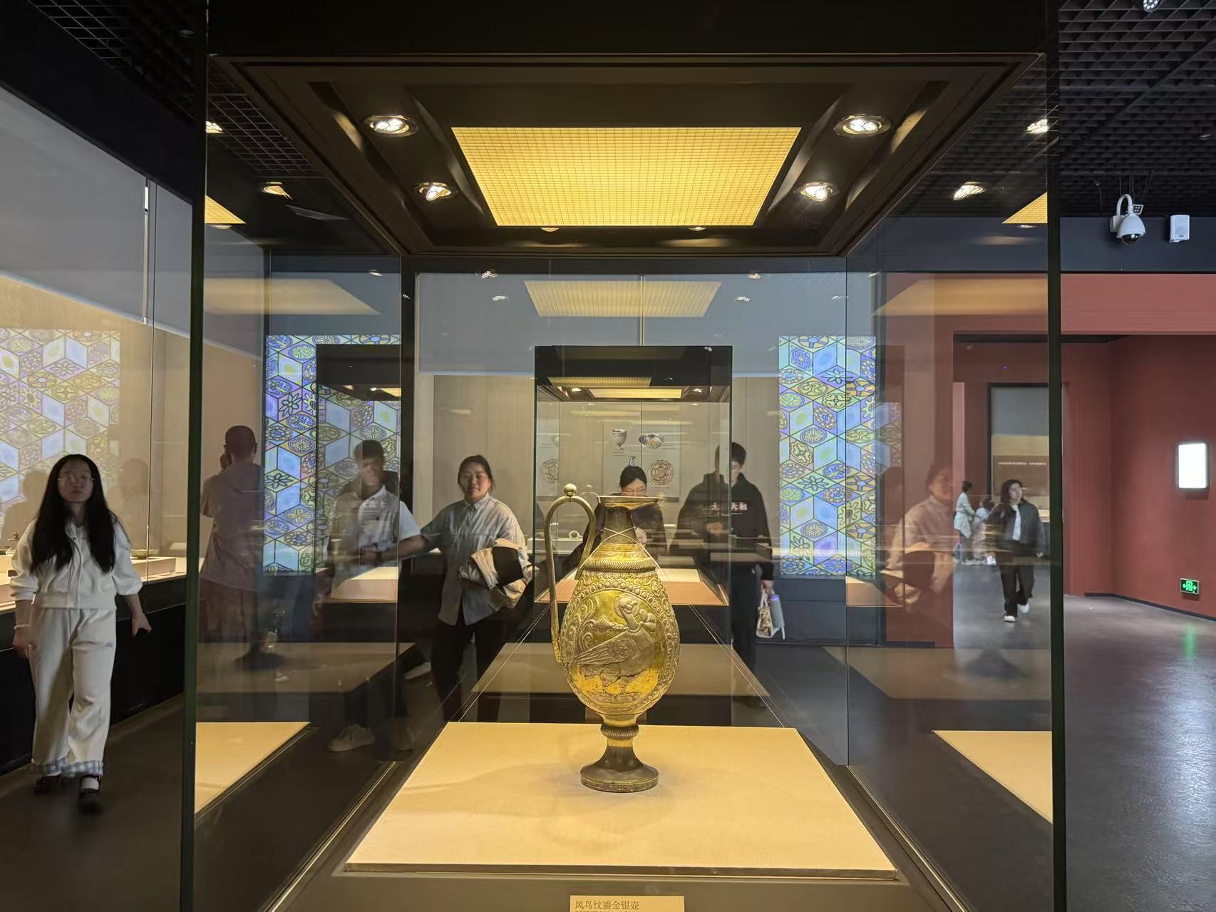 搭着“河”协号到河博|亚洲文物齐聚河博 “五色之金”点燃“文博热”_fororder_4