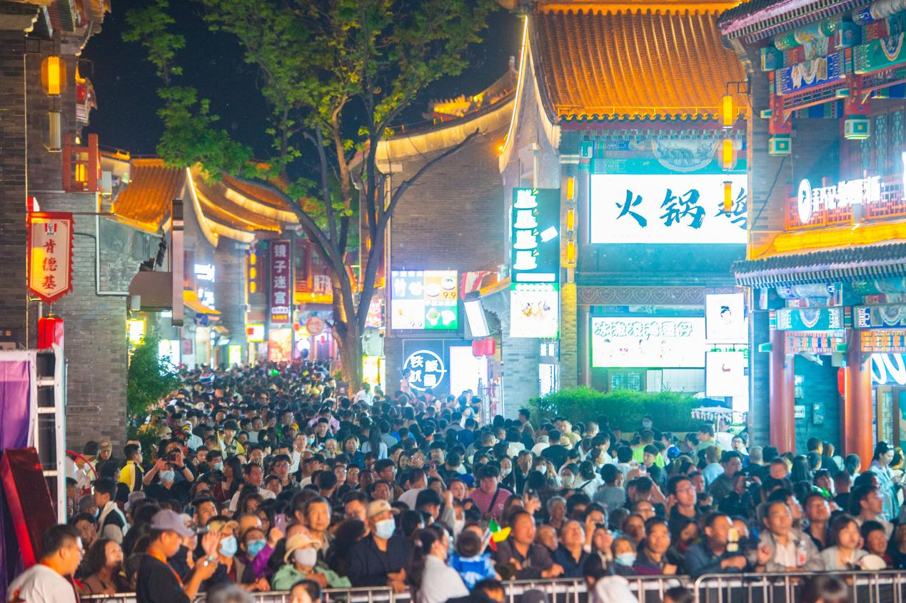“火锅鸡”诱京津冀“吃货”云集沧州_fororder_图片1