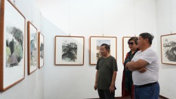 河北迁安：“笔墨联袂 纸承燕韵”共书长城秋章书画展开展