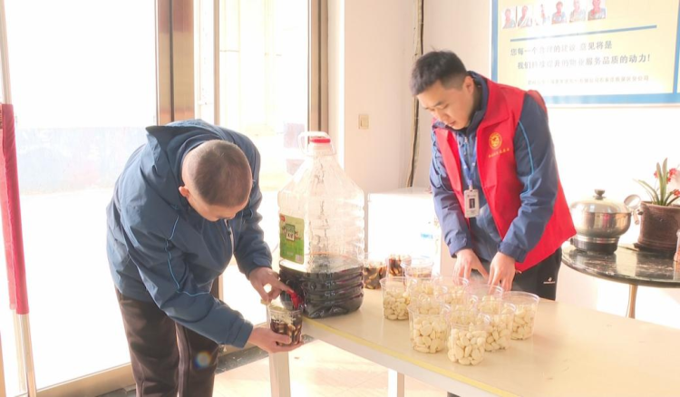 石家庄市鹿泉区林溪社区：浓情腊八至 温暖邻里心_fororder_图片 3