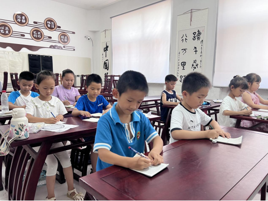 河北东光：公益课堂点亮暑假 多彩活动伴娃成长_fororder_河北东光：公益课堂点亮暑假 多彩活动伴娃成长120