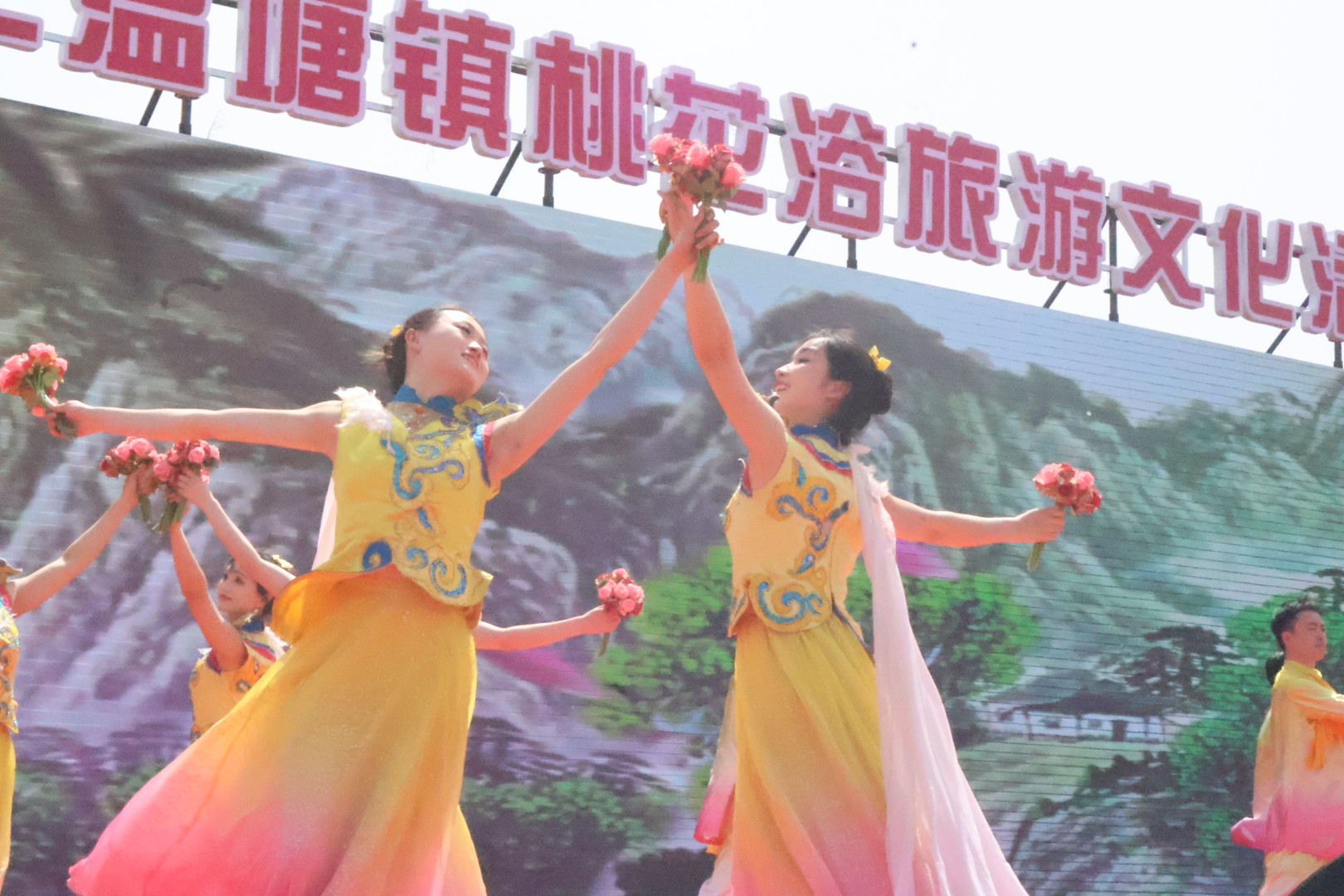 千年温塘再绽芳华 2025年平山“桃花浴”文旅推广季系列活动盛大开幕_fororder_图片2