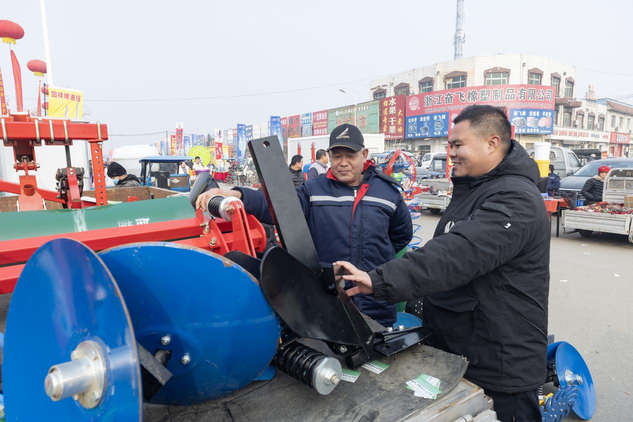 河北高阳：举行2025庞口第二届农机博览会_fororder_image003