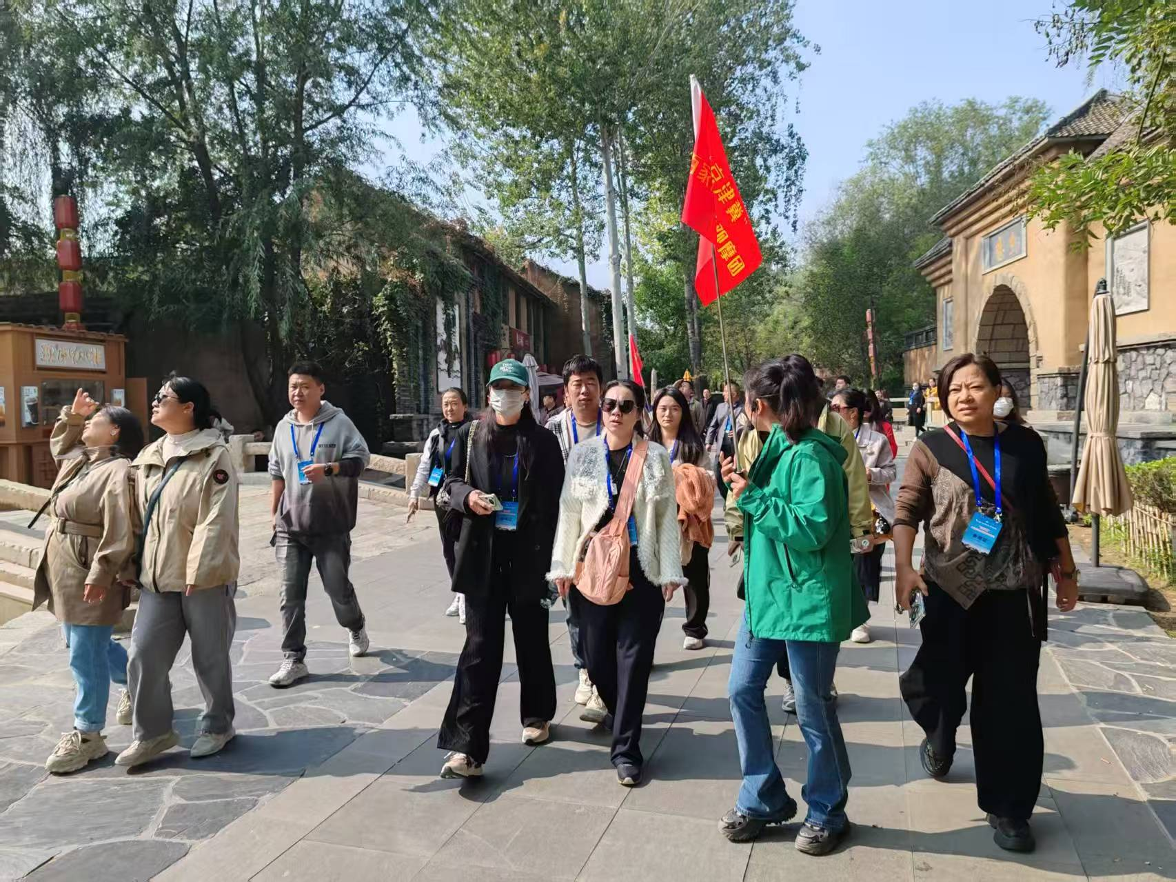 百家旅行商探访保定活动启幕_fororder_图片1