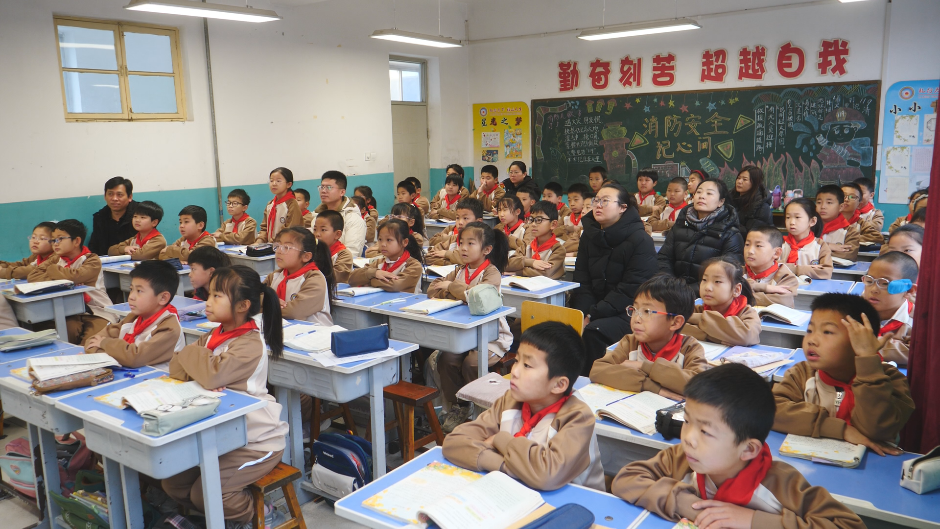 河北献县：家校同心促成长  携手共育谱新篇_fororder_image003