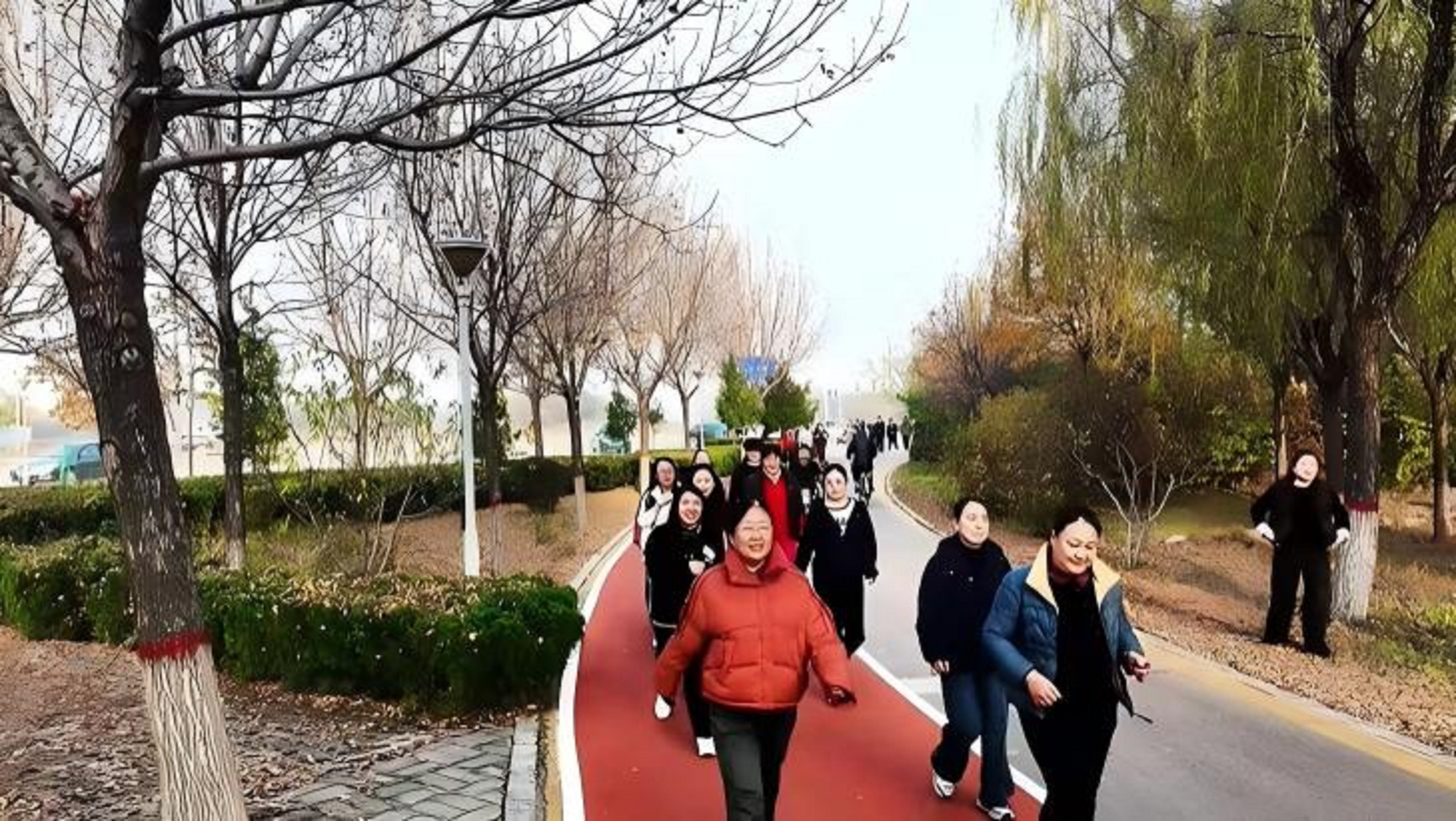 保定博野：举办职工健步走活动_fororder_1