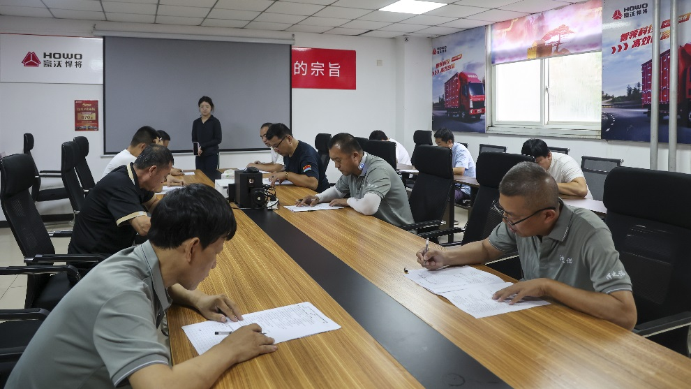 沧州举办首次网约车驾驶员岗位技能竞赛_fororder_图片4
