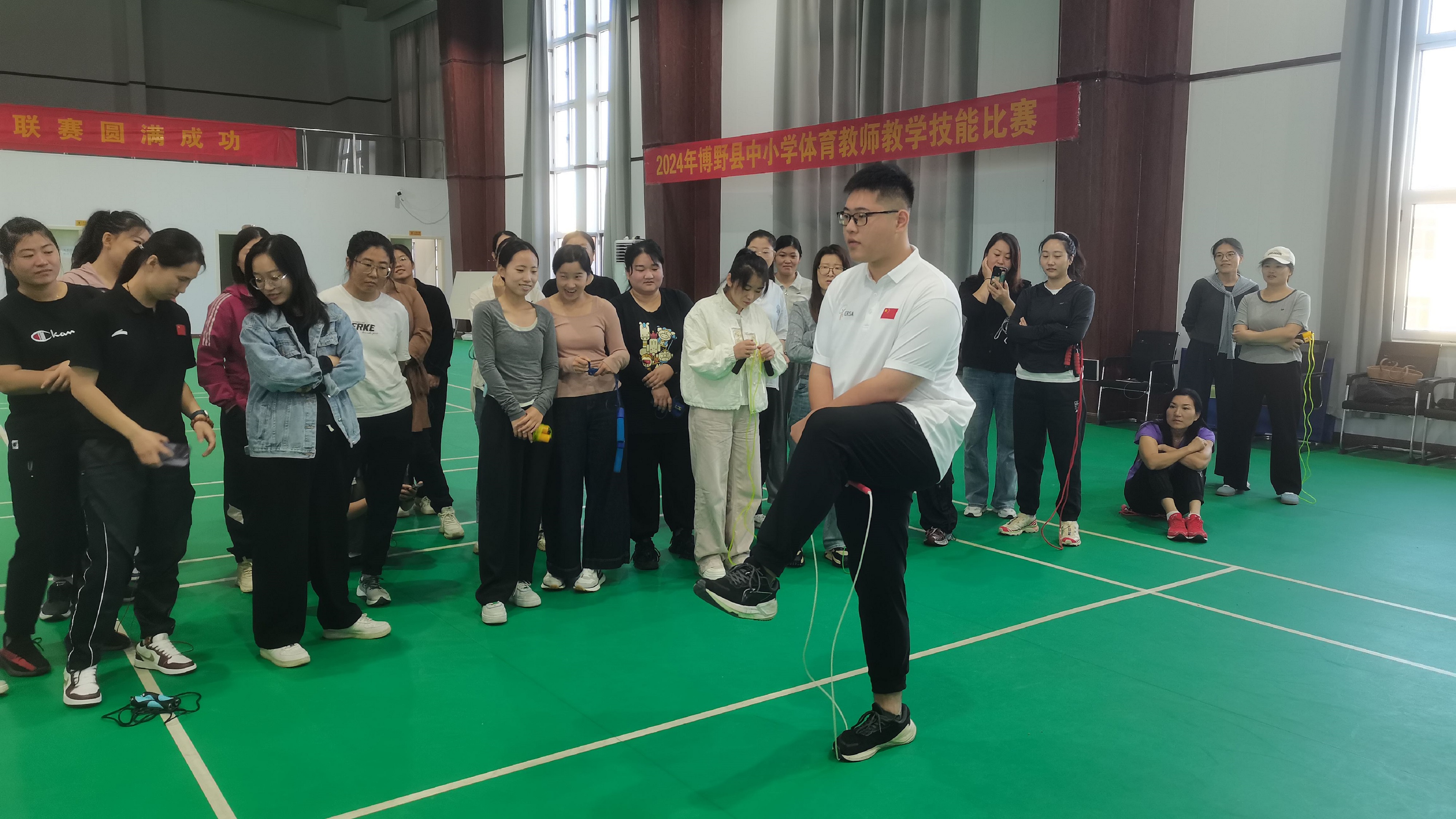 保定博野:开展中小学体育教师跳绳技能培训