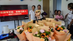 河北迁安：佳润邻里情 致敬引路人