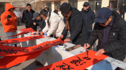 河北曲阳：粥暖腊八传古韵 情系桑榆绘新篇