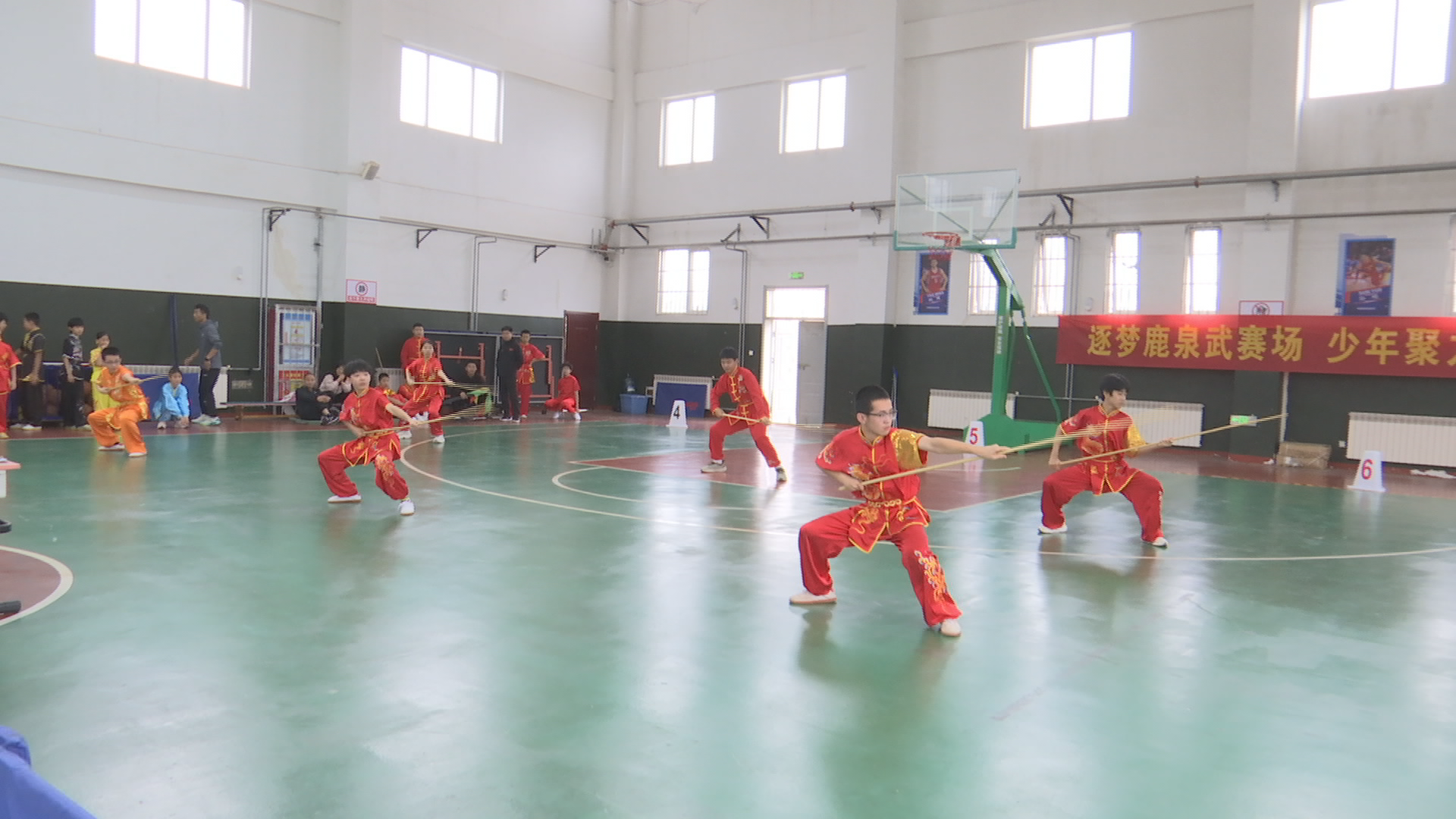 石家庄市鹿泉区首届中小学生武术比赛开赛_fororder_图片3