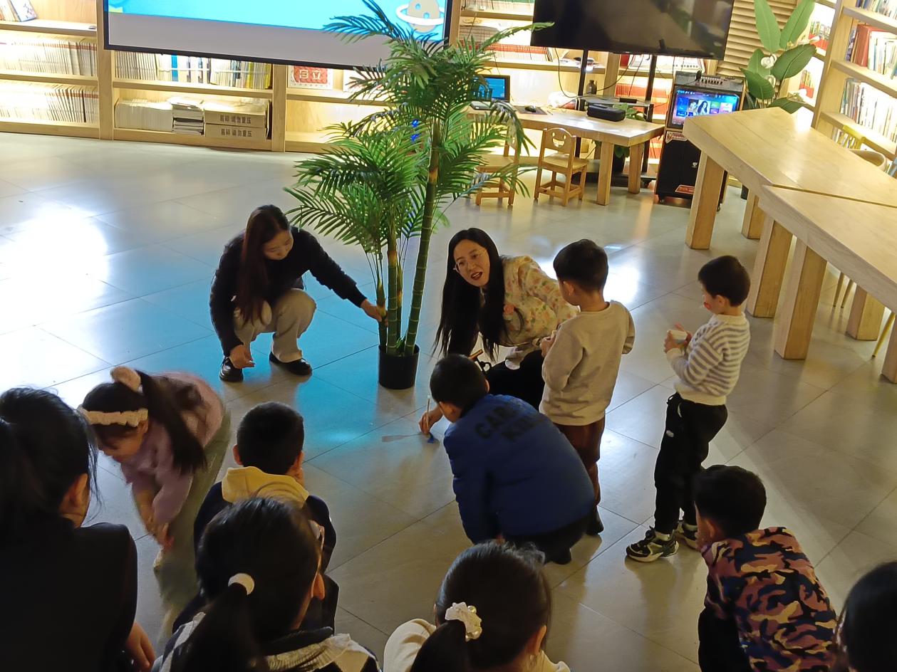 河北曲阳：爱心驿站点亮儿童科学梦_fororder_image001