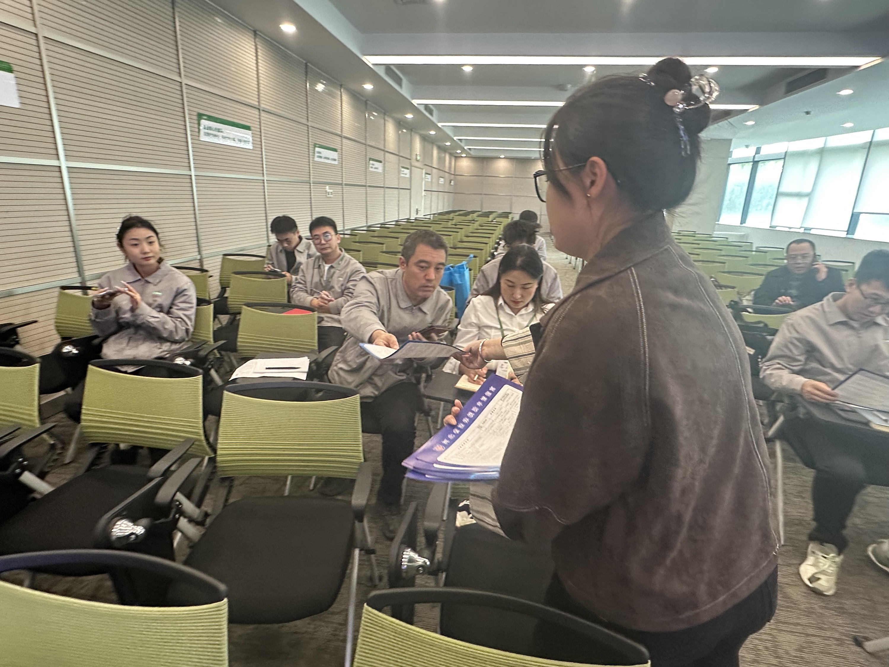 保定博野：送法进企业 法援惠民生