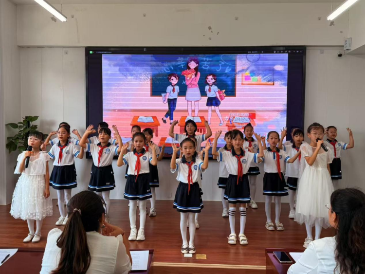 河北东光：多彩活动共庆教师节_fororder_图片8