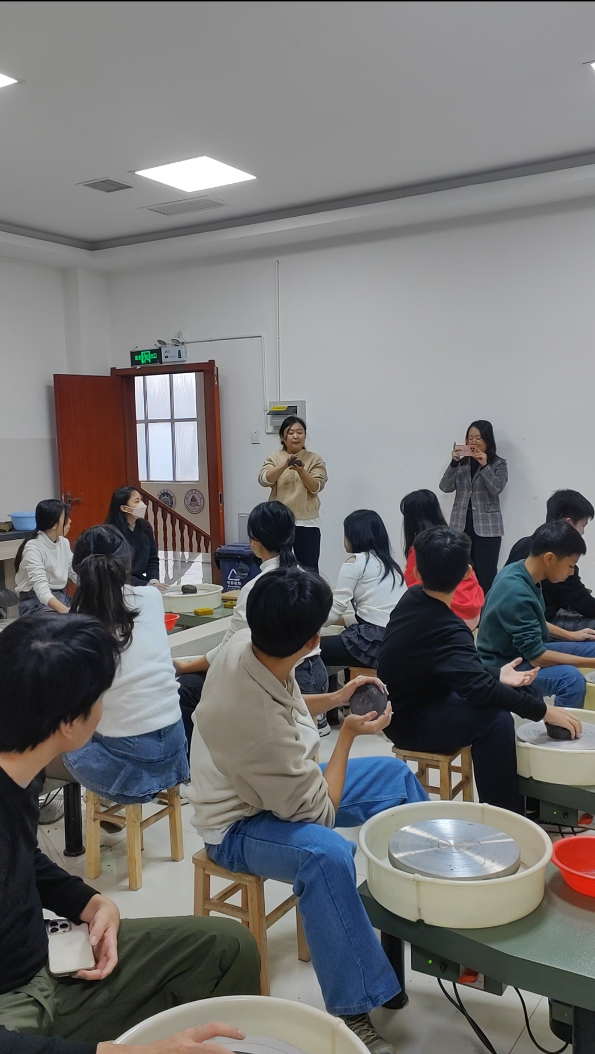 印尼学子走进曲阳 体验定瓷魅力 架起文化桥梁_fororder_image001