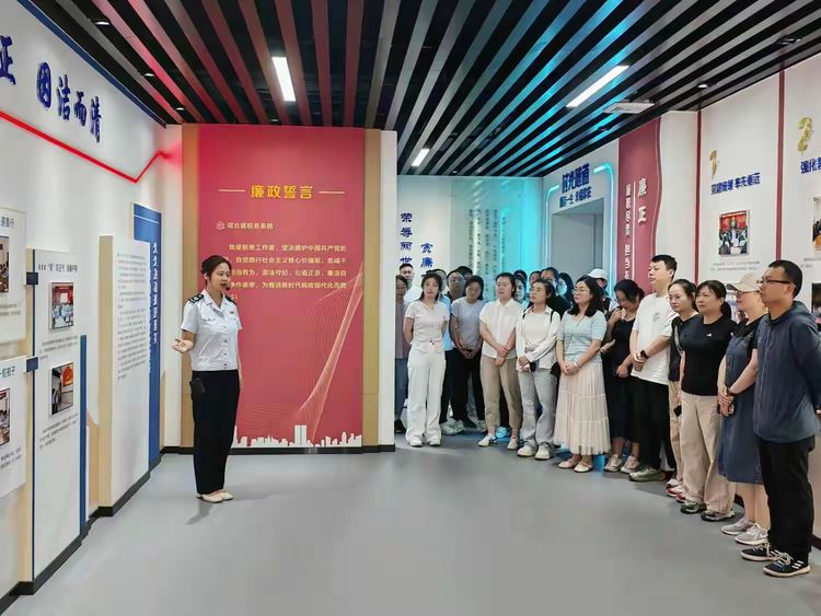 唐县人民医院开展医师节系列活动彰显医者使命担当_fororder_二、到唐尧清风馆开展廉洁教育
