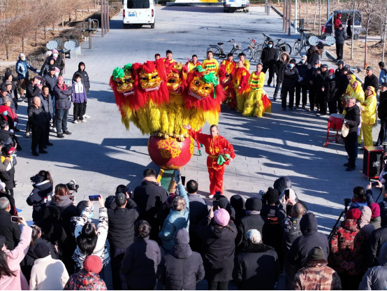 保定徐水区：北里舞狮庆新春